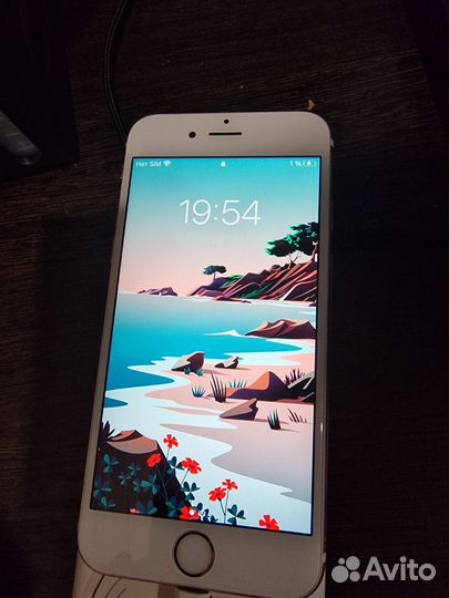 iPhone 6S, 16 ГБ