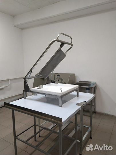 Сырорезка для евроблока сыра