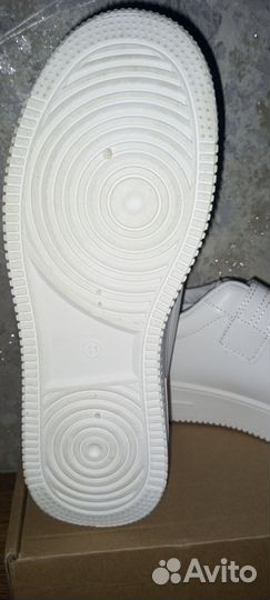 Кроссовки женские adidas