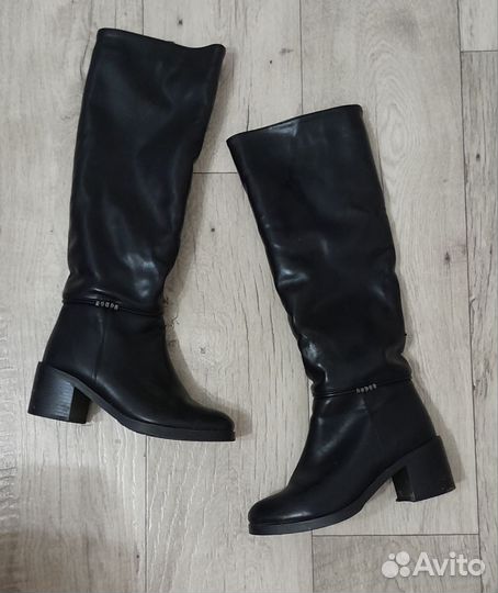 Зимние сапоги женские