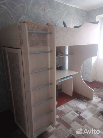 Кровать чердак