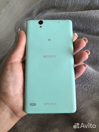 Телефон Sony