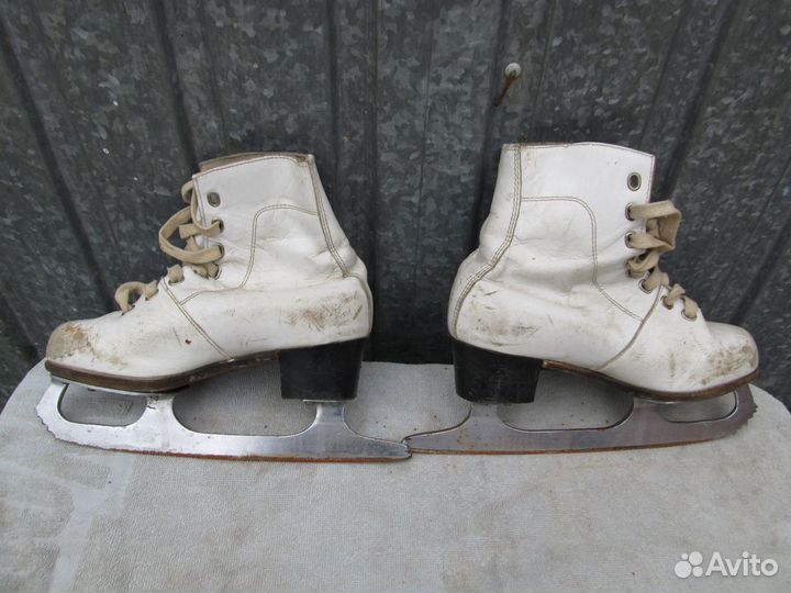 Коньки фигурные