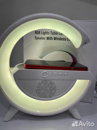 Умная колонка беспроводная зарядка часы