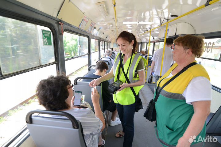 Кондуктор трамвая