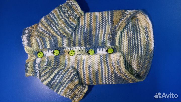 Свитер и комбинезон для маленькой собачки