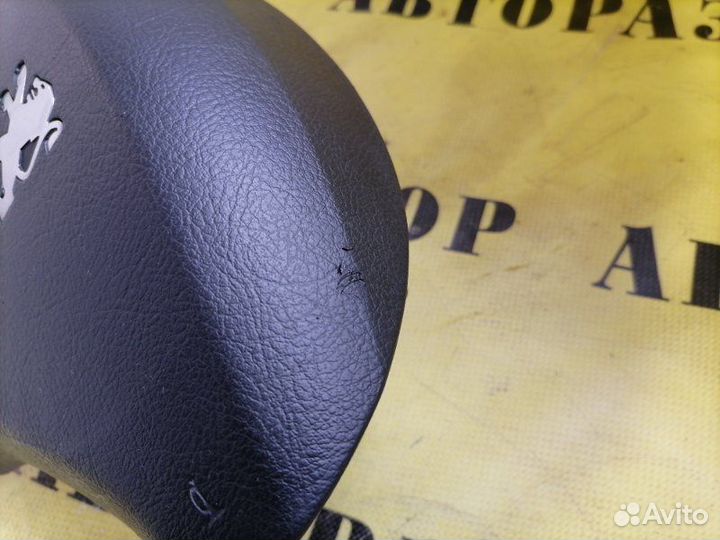 Подушка безопасности в руль (рулевое колесо) SRS