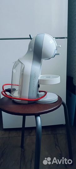 Krups Mini Me KP120 капсульная кофеварка