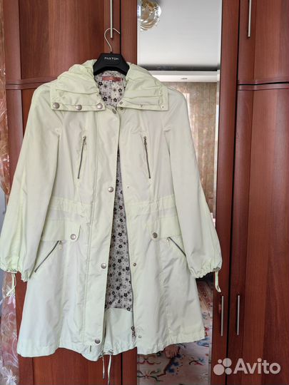 Плащ женский, дизайнерский