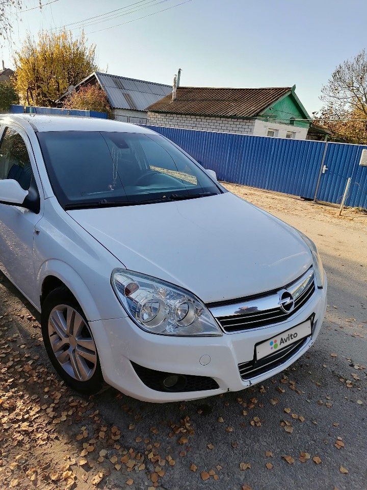 Opel Astra: фото владельца