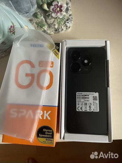 TECNO Spark Go 2024, 4/64 ГБ