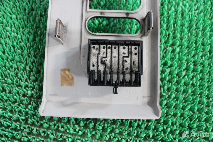 Блок эсп задний правый Chevrolet Suburban GMT400