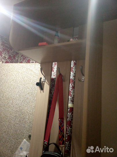 Прихожая с угловым шкафом