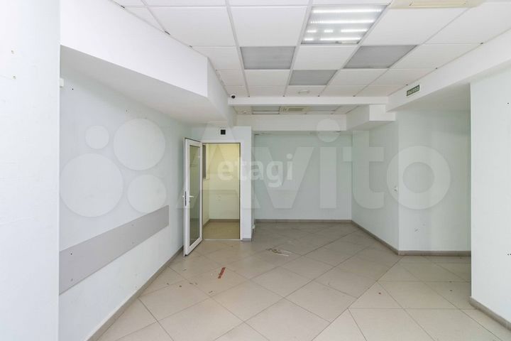 Продам торговое помещение, 76 м²