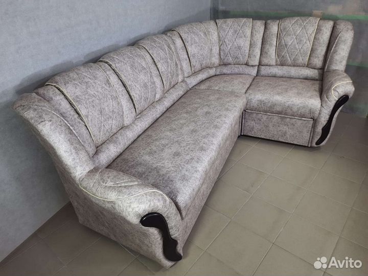 Угловой диван