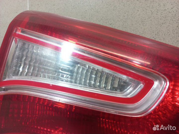 Фонарь задний внутренний левый Kia Sportage SL