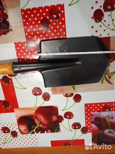 Лопата туристическая