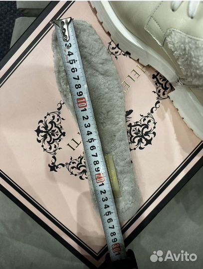 Выход один раз В новом состоянии Полн. Комплект