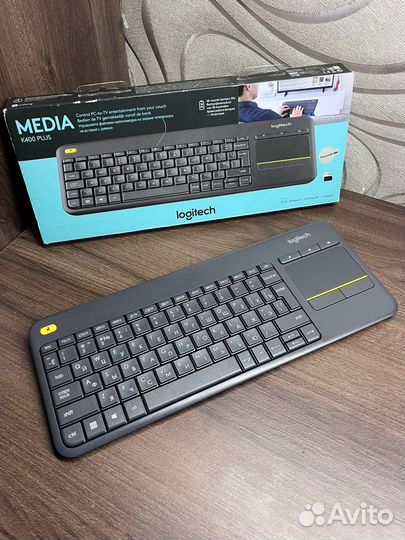 Клавиатура Logitech K400 plus