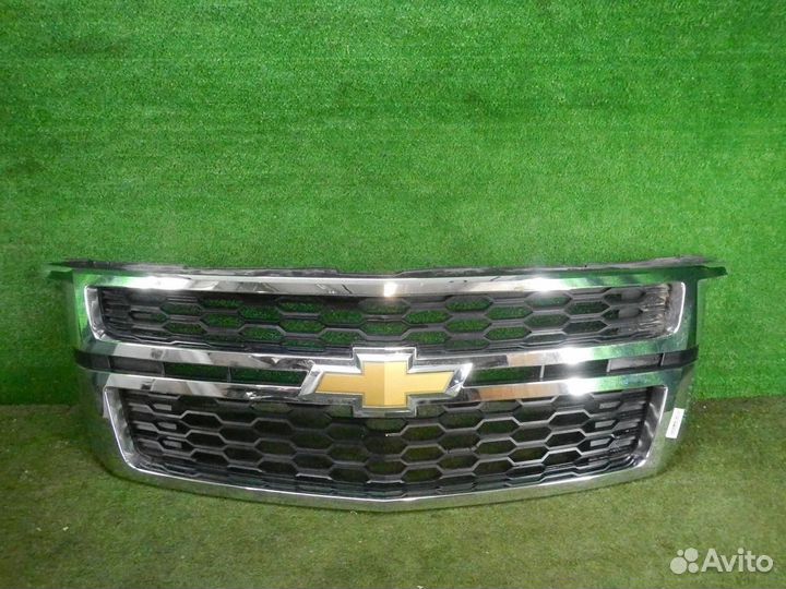 Решетка радиатора Chevrolet Tahoe