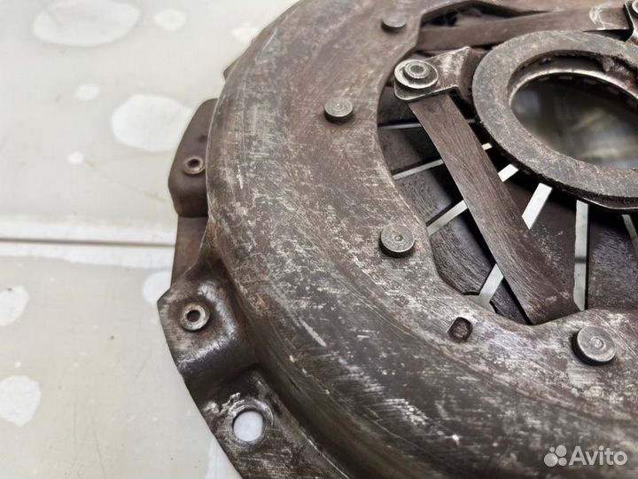 Корзина сцепления Лада 2107 1 2000