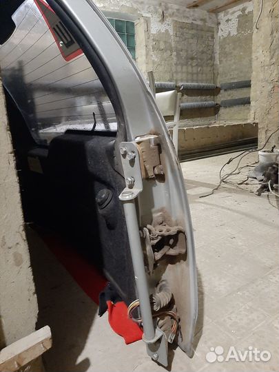 Дверь багажника нива шевроле