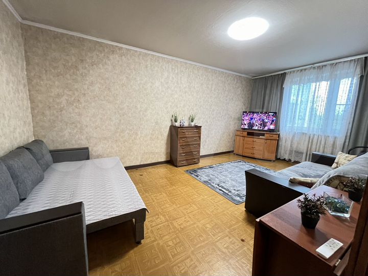 2-к. квартира, 58 м², 4/16 эт.