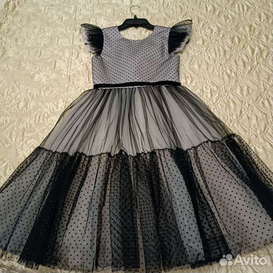 Платье для девочки новое