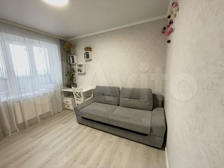 2-к. квартира, 42 м², 8/17 эт.