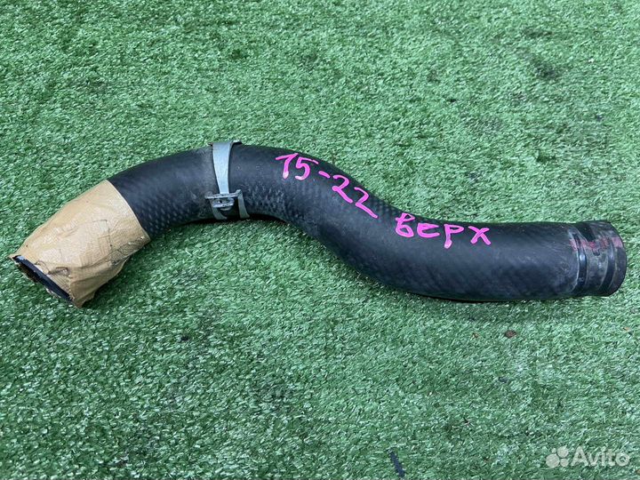 Патрубок радиатора toyota aqua NHP10 1NZ-FXE U 2 012 Верх