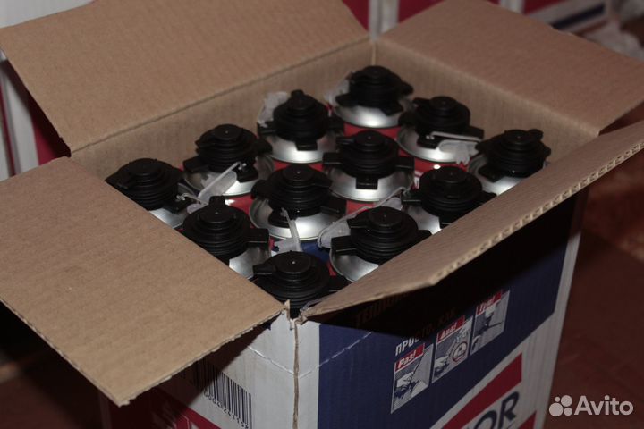 Напыляемый утеплитель. Polynor