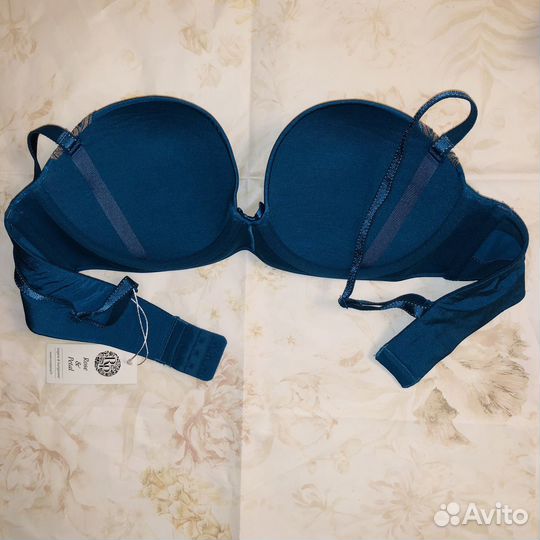 Бюстгалтер новый Rose&Petal