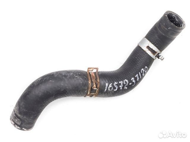 Патрубок радиатора охлаждения нижний Toyota Prius