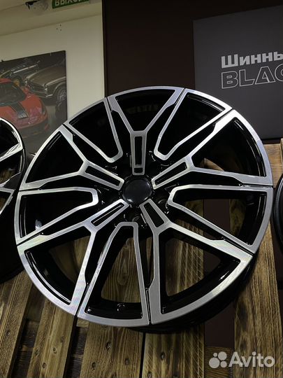 Khomen Wheels 8,5x19/5x114,3 ET35 D60,1 KHW1904