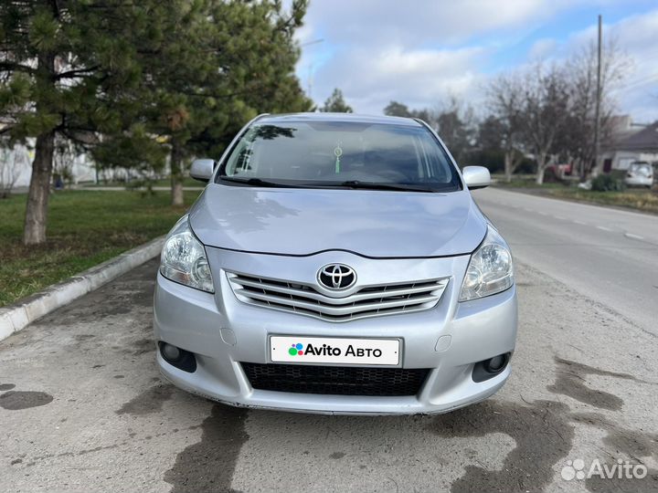 Toyota Verso 2.2 AT, 2009, 289 000 км