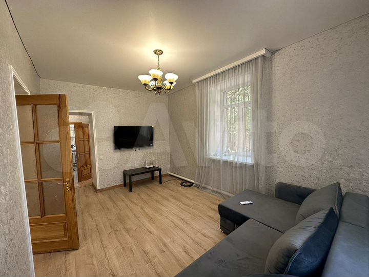 2-к. квартира, 50 м², 1/3 эт.