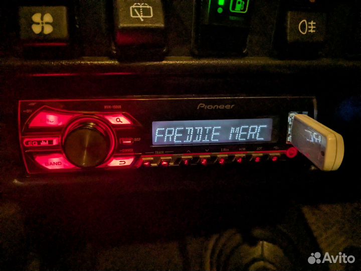 USB-Автомагнитола Pioneer MVH-150UB