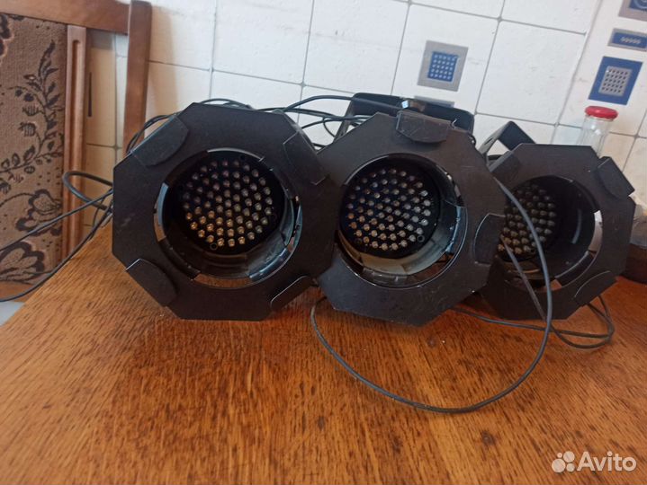 Американский ди-джей American DJ P36 led