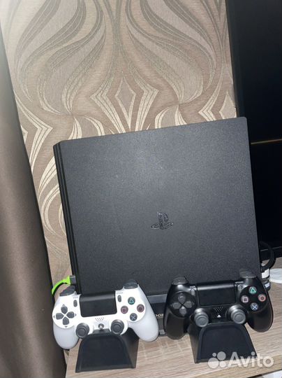 Sony PS4 pro 1tb