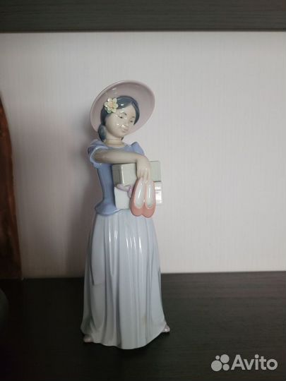 Статуэтка фарфор Lladro