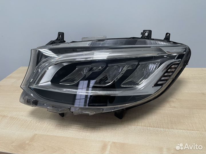 Mercedes Sprinter W907 910 фара левая full LED