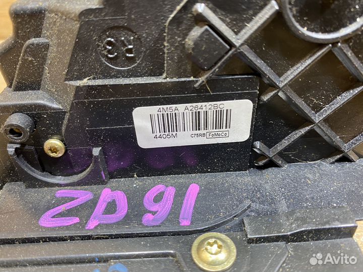 Замок задней правой двери Ford Focus 2 ZD91