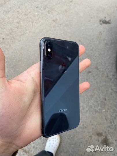 iPhone Xs, 64 ГБ