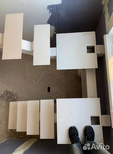 Металлические каркасы для лестниц