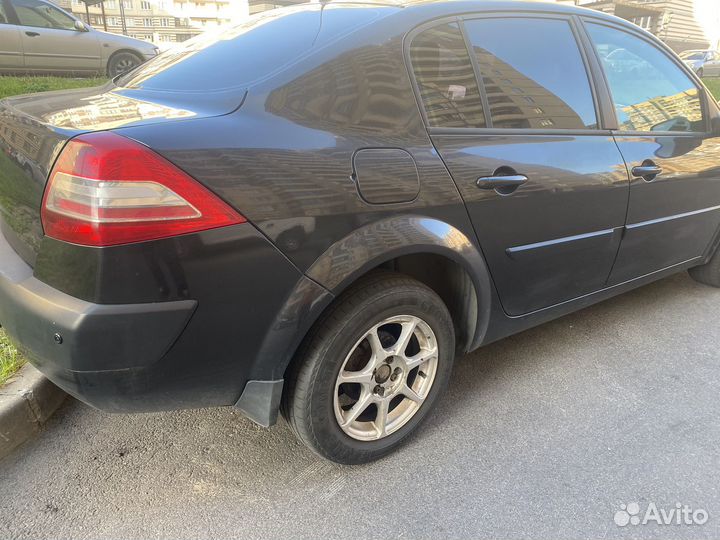 Renault Megane 1.6 МТ, 2008, битый, 185 890 км