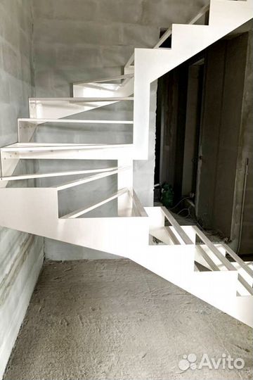 Лестница в стиле лофт