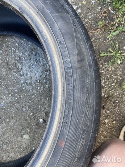 Yokohama BluEarth-ES ES32 235/45 R17