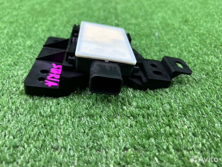 Датчик слепых зон задний правый Hyundai Staria US4