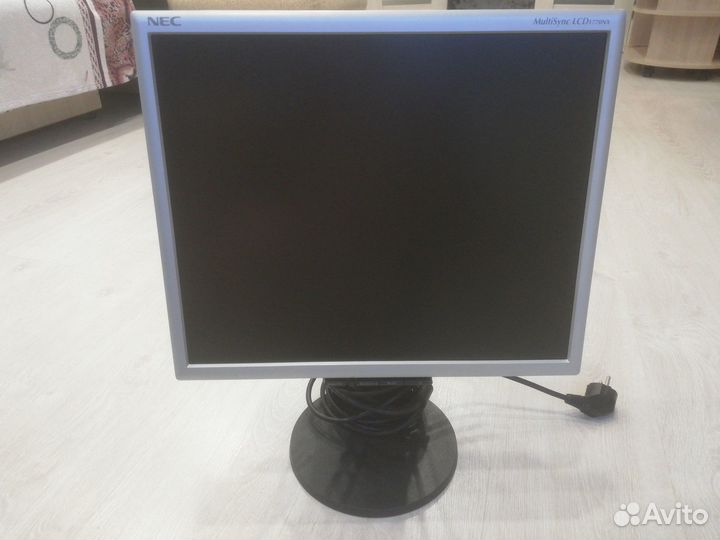 Монитор NEC MultiSync LCD1770NX