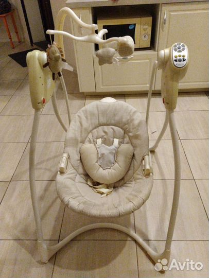Электронные качели graco